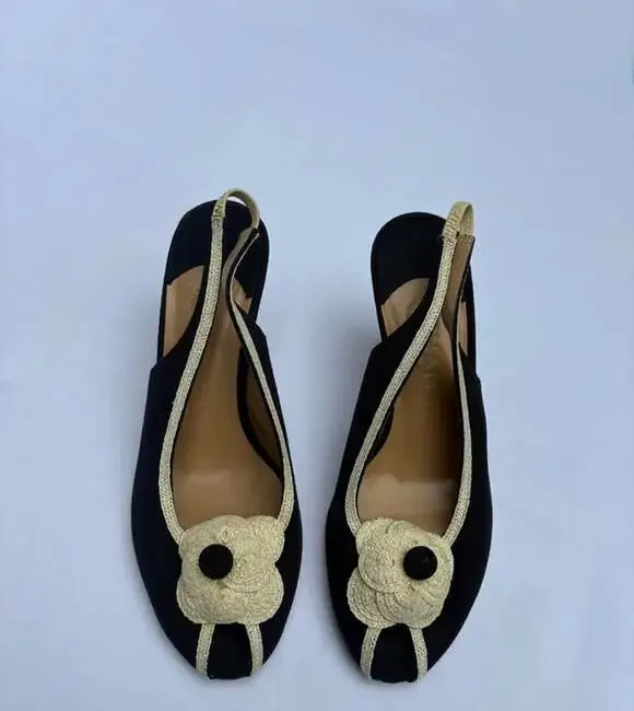 Vintage Chanel Black Canvas Camellia Flower Slingback Heels - Picture 1 of 4